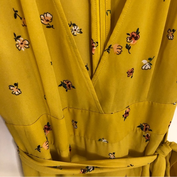 Bella Ella Golden horizon Mustard Yellow floral wrap maxi Dress Gorgeous Sz M - Picture 15 of 15